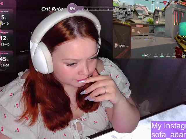 AlinaAdams webcam