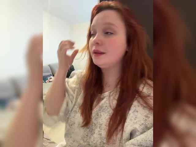 AlinaAdams webcam
