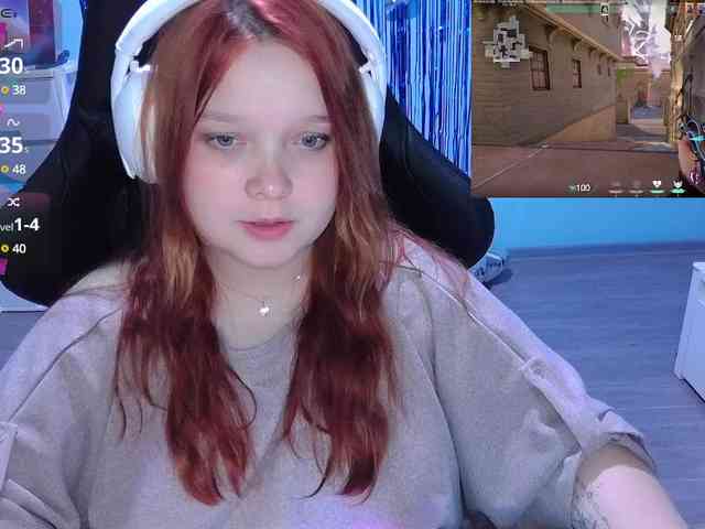AlinaAdams webcam