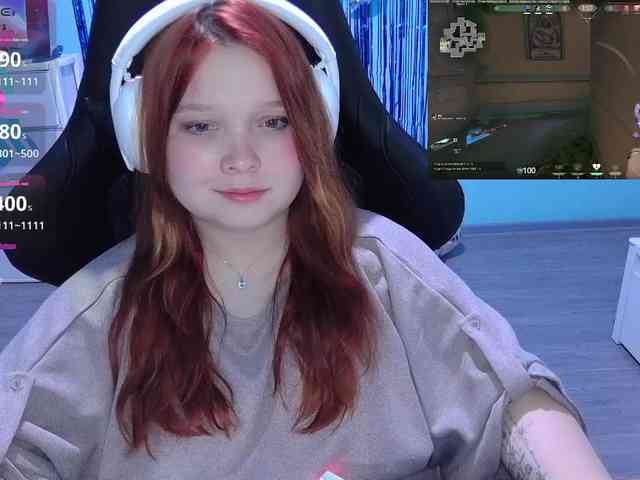 AlinaAdams webcam