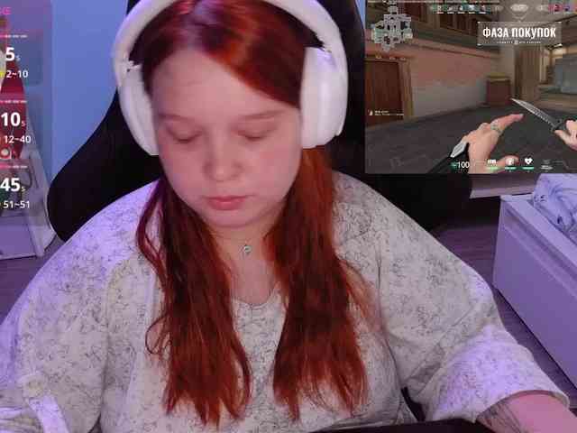 AlinaAdams webcam