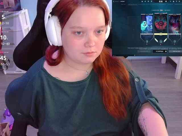 AlinaAdams webcam