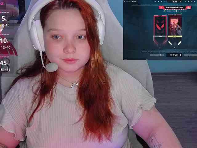 AlinaAdams webcam