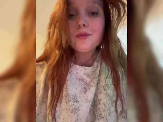 AlinaAdams webcam