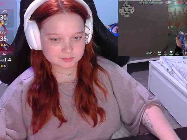 AlinaAdams webcam