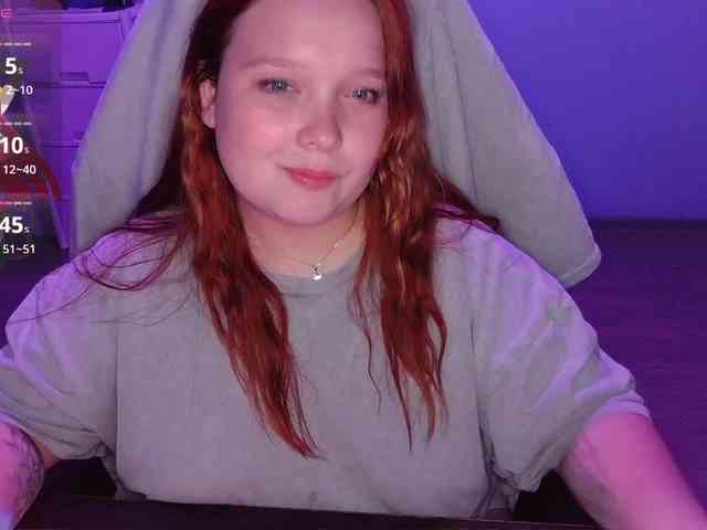 AlinaAdams webcam