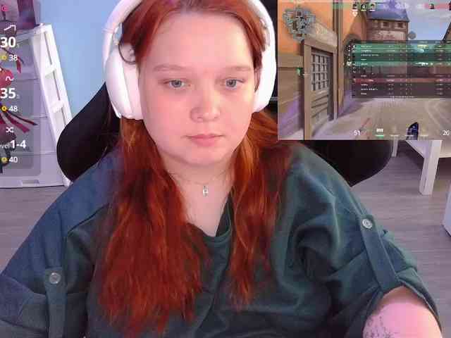 AlinaAdams webcam