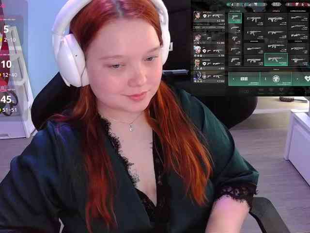 AlinaAdams webcam