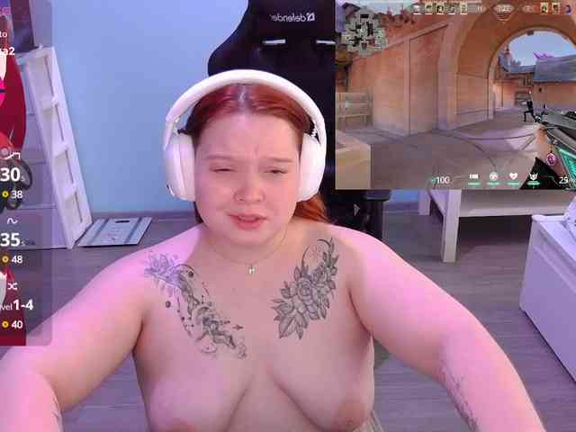 AlinaAdams webcam