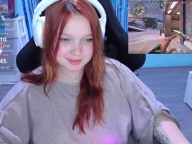 AlinaAdams webcam
