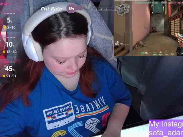 AlinaAdams AlinaAdams