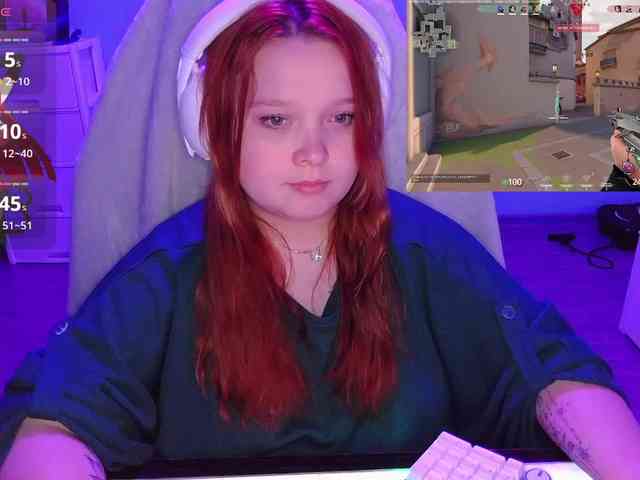 AlinaAdams webcam