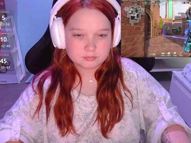 AlinaAdams webcam