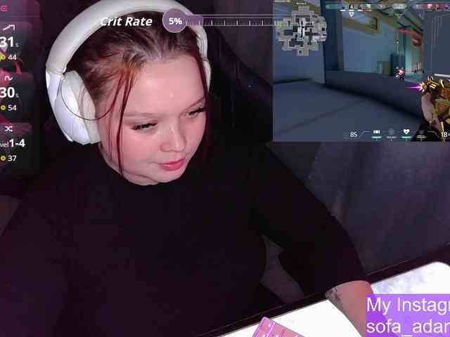 AlinaAdams webcam