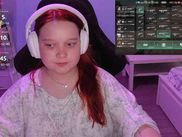 AlinaAdams webcam