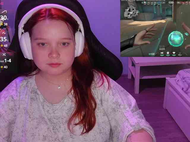 AlinaAdams webcam