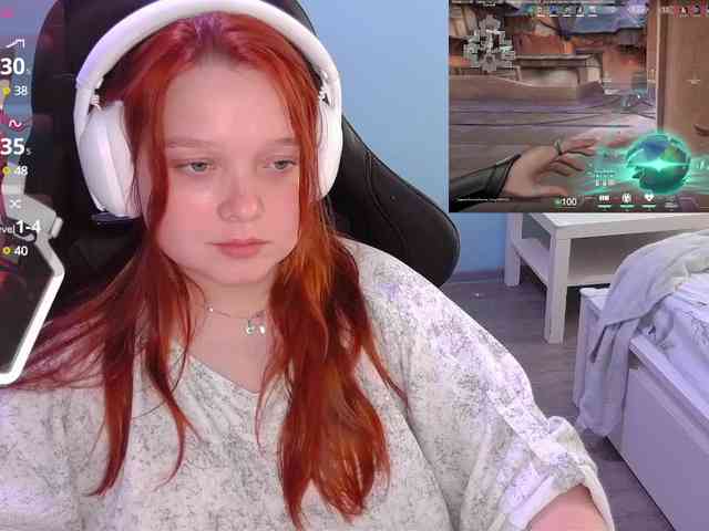 free chatroom AlinaAdams