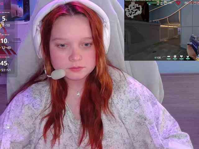 AlinaAdams webcam