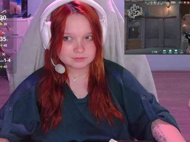 AlinaAdams webcam