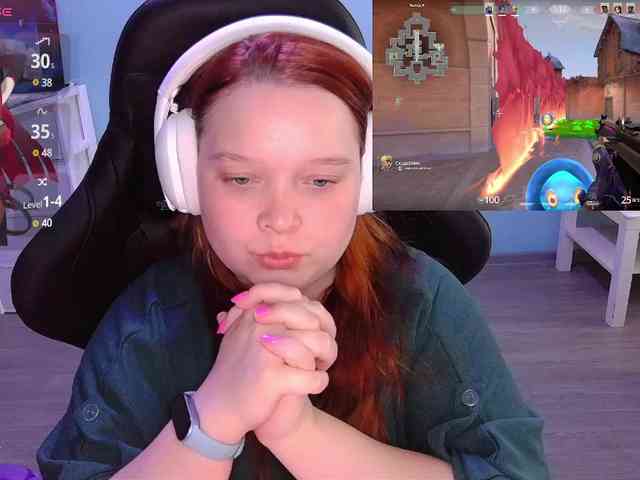 AlinaAdams webcam