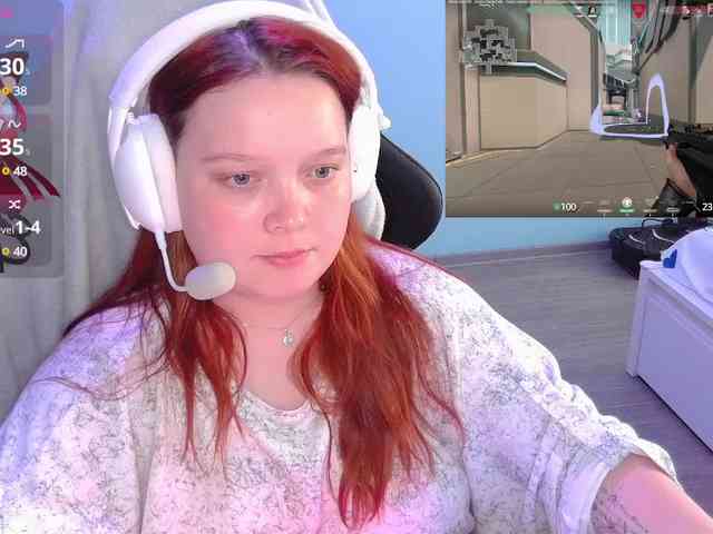 AlinaAdams webcam