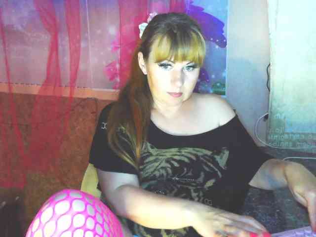 Mifika-1 Live Webcam on BongaCams