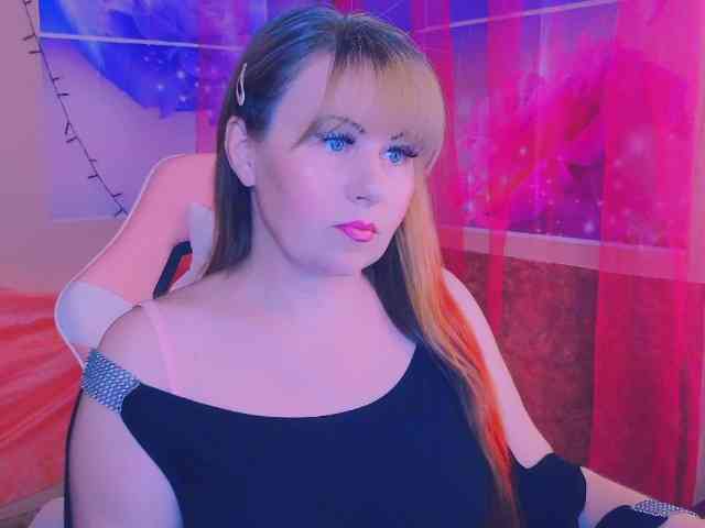 Mifika-1 Live Webcam on BongaCams