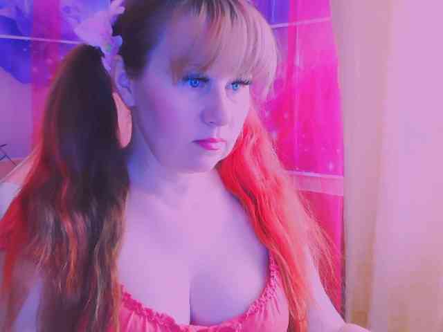 Mifika-1 Live Webcam on BongaCams