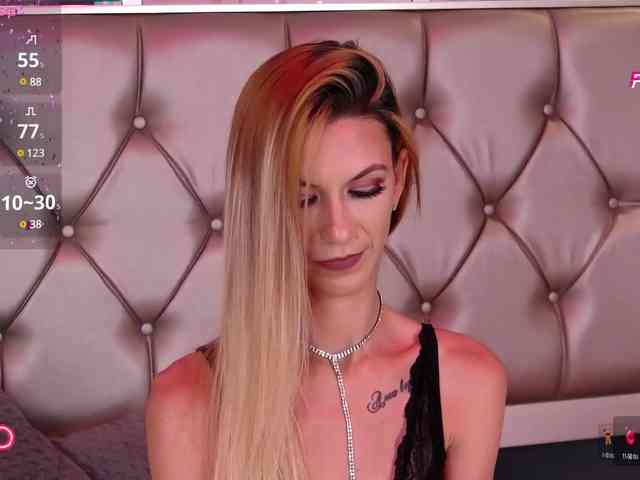 videochat xxx MayaHale