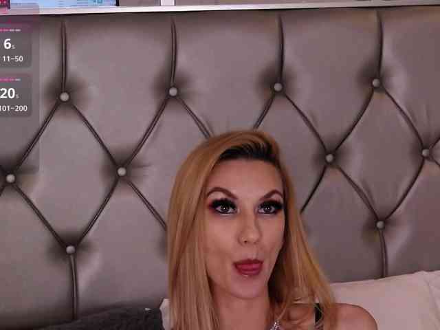 MayaHale webcam