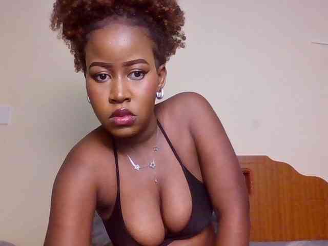 GoddessAmara webcam