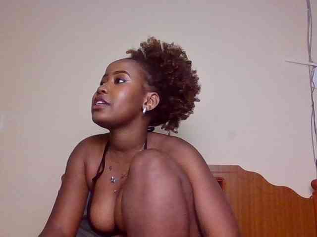 GoddessAmara webcam