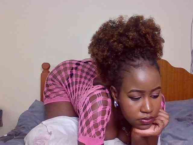 GoddessAmara webcam