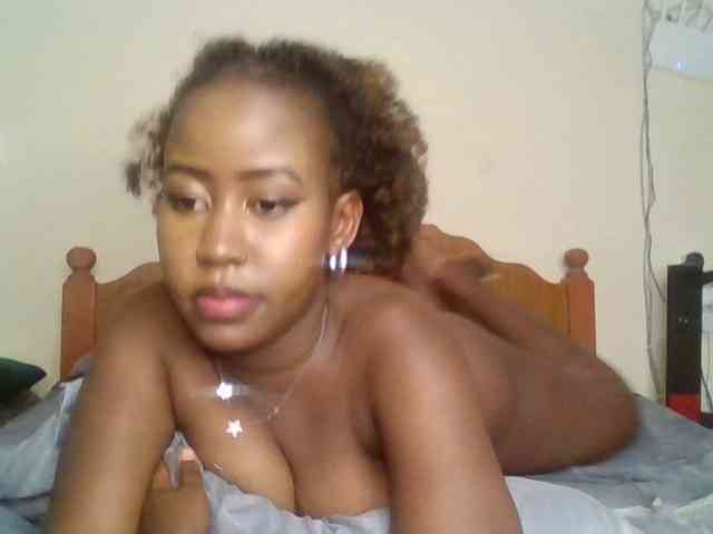GoddessAmara webcam
