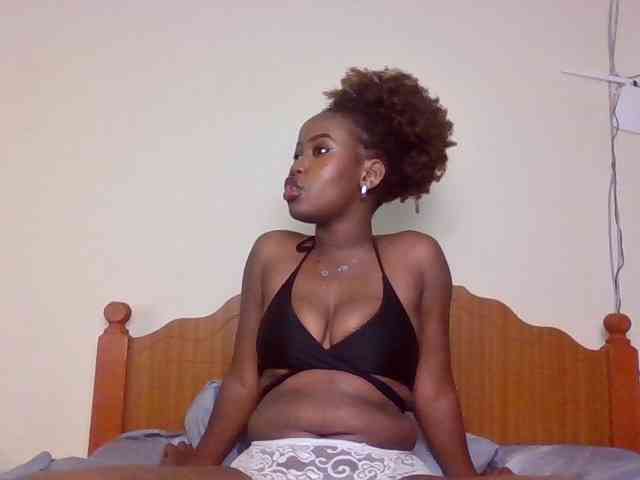 GoddessAmara webcam