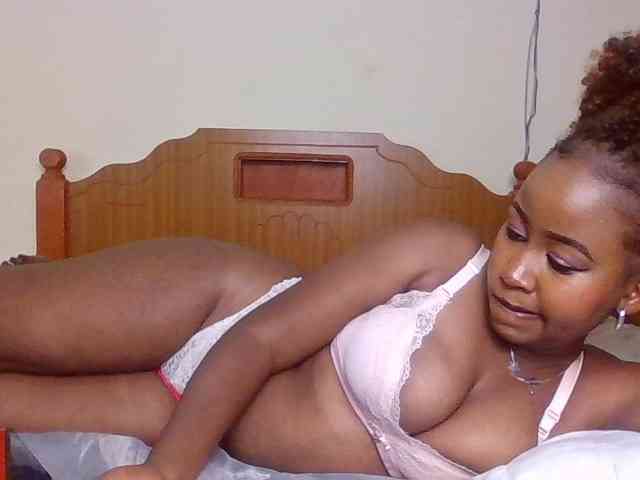 GoddessAmara webcam