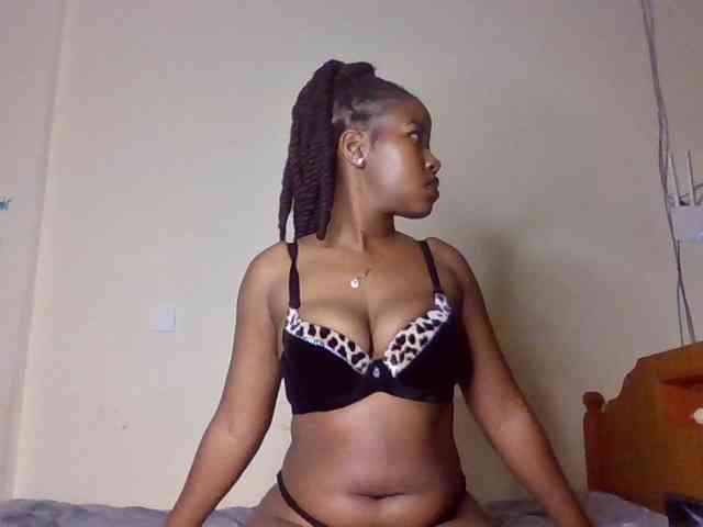 GoddessAmara webcam