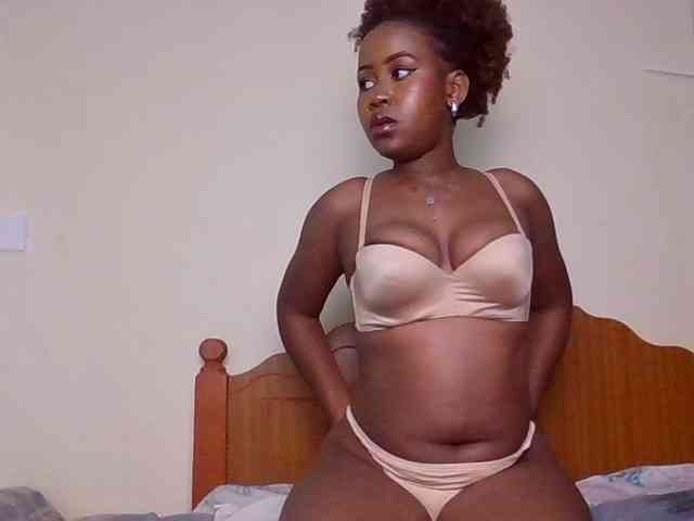 GoddessAmara webcam