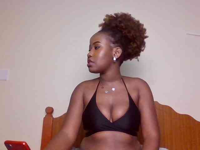 GoddessAmara webcam