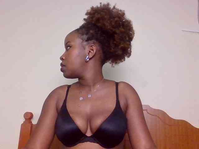 GoddessAmara webcam