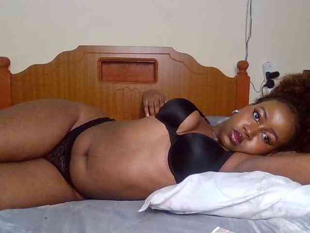 GoddessAmara webcam