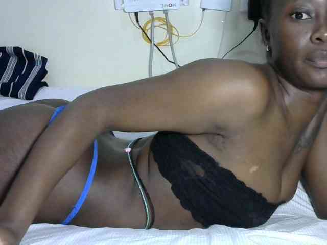 Hotzelda webcam