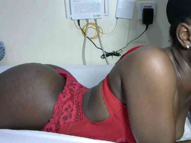 Hotzelda webcam