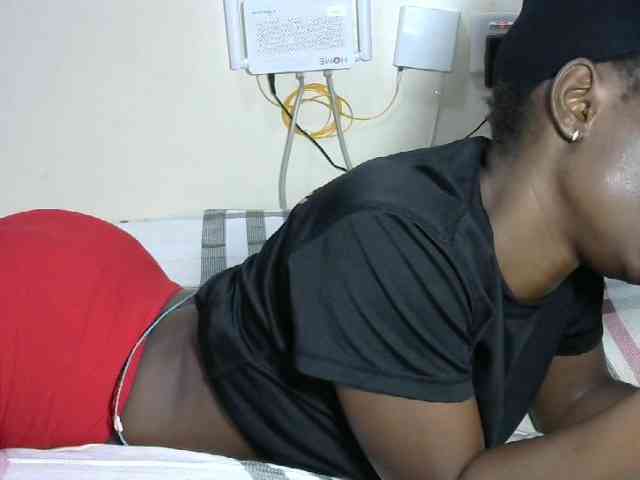 Hotzelda webcam