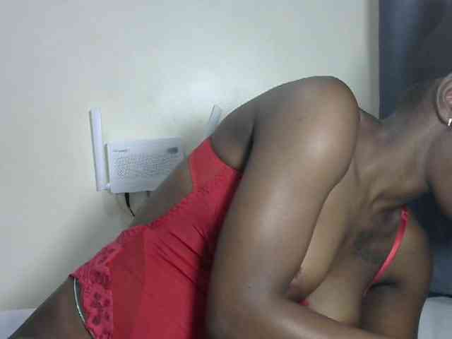 Hotzelda webcam