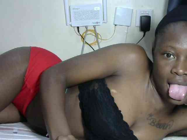 Hotzelda webcam