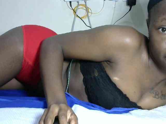 Hotzelda webcam