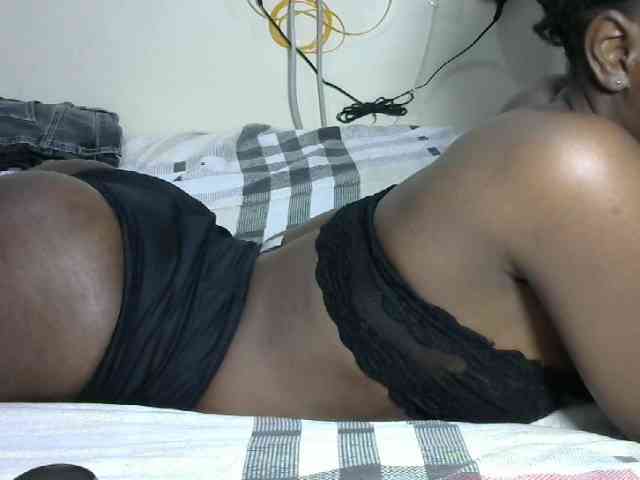Hotzelda webcam