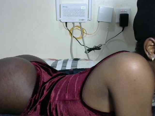 Hotzelda webcam