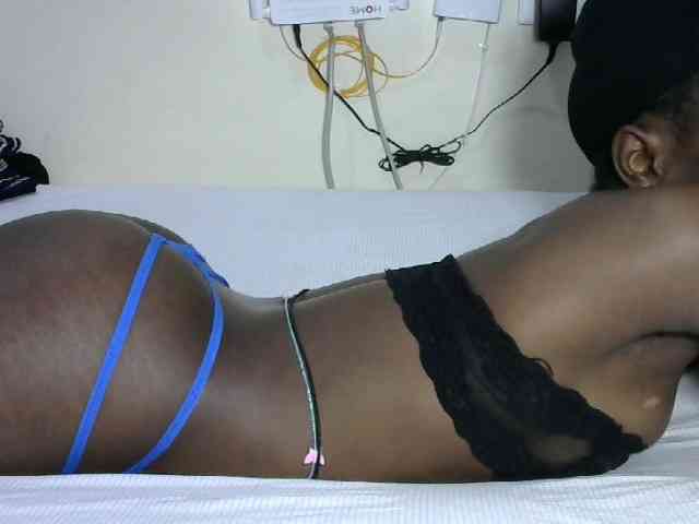 Hotzelda webcam